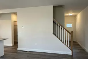 137 Magnolia Dr, Middletown, PA 17057 - Photo 6