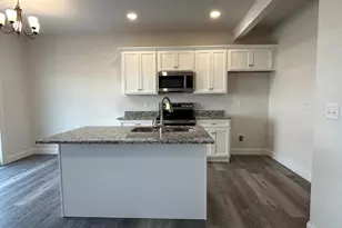 141 Magnolia Dr, Middletown, PA 17057 - Photo 8