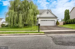 6207 Chatham Glenn Way, Harrisburg, PA 17111 - Photo 1