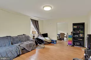 2438 Green St, Harrisburg, PA 17110 - Photo 6