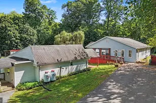 834 Oberlin Rd, Middletown, PA 17057 - Photo 1