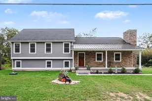 7317 Devonshire Heights Rd, Harrisburg, PA 17111 - Photo 2