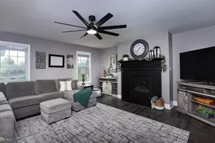 125 Whippoorwill Ln, Hummelstown, PA 17036 - Photo 8