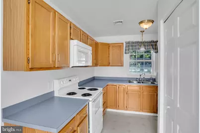 105 Legion Avenue, Highspire, PA 17034 - Photo 10