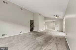 729 N Highlands Dr, Harrisburg, PA 17111 - Photo 8