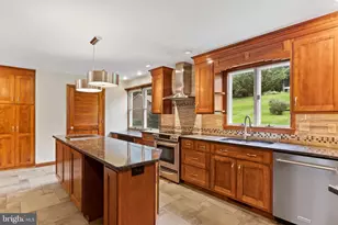 1632 Lori Ln, Harrisburg, PA 17110 - Photo 14