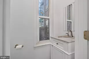 2213 Logan St, Harrisburg, PA 17110 - Photo 6