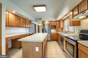 7621 Jonestown Rd, Harrisburg, PA 17112 - Photo 20