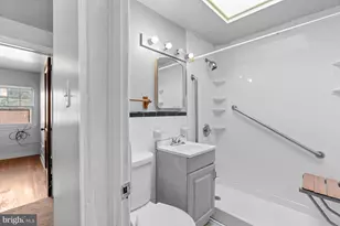 2406 Kensington St, Harrisburg, PA 17104 - Photo 14