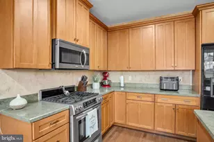 7433 View Crest Dr, Harrisburg, PA 17112 - Photo 18