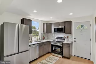 5922 Larue St, Harrisburg, PA 17112 - Photo 2