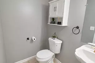 2072 Southpoint Dr, Hummelstown, PA 17036 - Photo 10