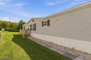 215 Houston Dr, Grantville, PA 17028 - Photo 2
