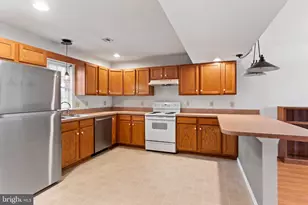 211 Saddle Ridge Dr, Harrisburg, PA 17110 - Photo 12