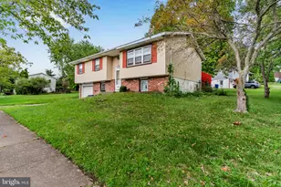 3620 Tudor Dr, Harrisburg, PA 17109 - Photo 2