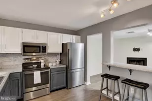 2117 Wexford Rd, Palmyra, PA 17078 - Photo 6