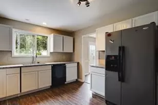 127 S Walnut St, Hummelstown, PA 17036 - Photo 8