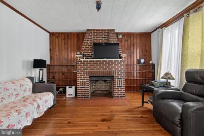 232 E Main Street, Middletown, PA 17057 - Photo 4