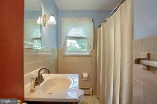 1391 Ford Ave, Harrisburg, PA 17109 - Photo 18