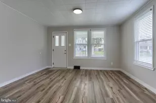 1320 Harding Ave, Hershey, PA 17033 - Photo 8