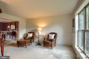 1041 Castle Maine Ct, Elizabethtown, PA 17022 - Photo 6