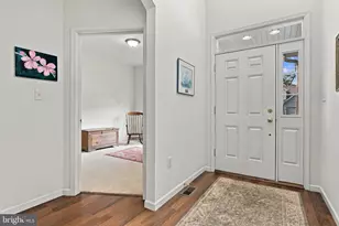 241 Tiverton Ln, Harrisburg, PA 17112 - Photo 2