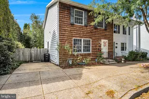 1422 Green St, Harrisburg, PA 17102 - Photo 4