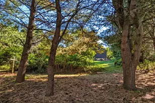 1115 Whitehall Dr, Harrisburg, PA 17110 - Photo 2