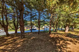 1115 Whitehall Dr, Harrisburg, PA 17110 - Photo 4