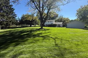4431 Pasture Dr, Elizabethtown, PA 17022 - Photo 8