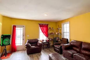241 E Water St, Middletown, PA 17057 - Photo 2