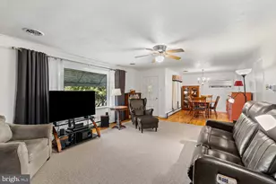 135 Florence Dr, Harrisburg, PA 17112 - Photo 14