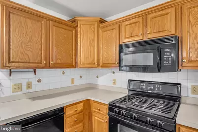 27 Edgewater Drive, Middletown, PA 17057 - Photo 12