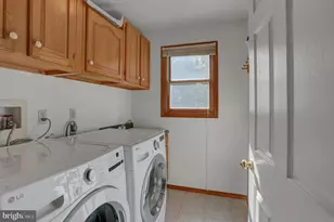 5814 Barnsley Dr, Harrisburg, PA 17111 - Photo 12