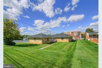 564 W Caracas Avenue, Hershey, PA 17033 - Photo 6