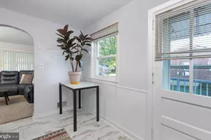 118 Wayne Dr, Harrisburg, PA 17112 - Photo 8