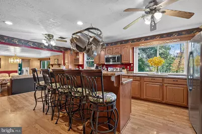 5869 Laurel Street, Harrisburg, PA 17112 - Photo 10