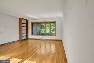 6480 Colchester Ave, Harrisburg, PA 17111 - Photo 4