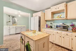 321 Pottsville St, Lykens, PA 17048 - Photo 12