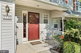 5796 Hidden Lake Dr, Harrisburg, PA 17111 - Photo 2