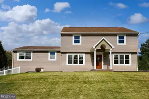 7547 Lakeside Ave, Harrisburg, PA 17112 - Photo 2