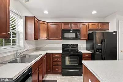 4864 Sheffield Court, Harrisburg, PA 17112 - Photo 8