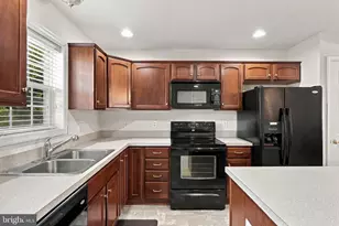 4864 Sheffield Ct, Harrisburg, PA 17112 - Photo 8
