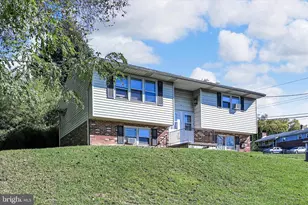 451 Main St, Harrisburg, PA 17113 - Photo 36