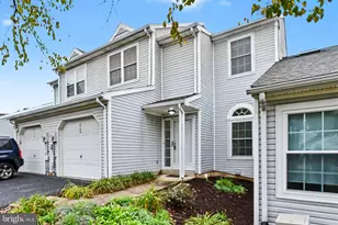 6154 Spring Knoll Dr, Harrisburg, PA 17111 - Photo 2
