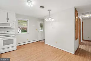 140 Peach Ave, Hershey, PA 17033 - Photo 8