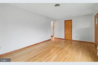 140 Peach Avenue, Hershey, PA 17033 - Photo 6