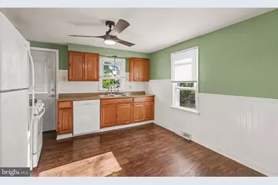 1802 and 1804 E Caracas Avenue, Hershey, PA 17033 - Photo 18