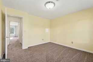 215 Forest Oak Ln, Harrisburg, PA 17110 - Photo 22