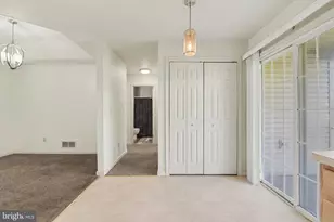 215 Forest Oak Ln, Harrisburg, PA 17110 - Photo 12